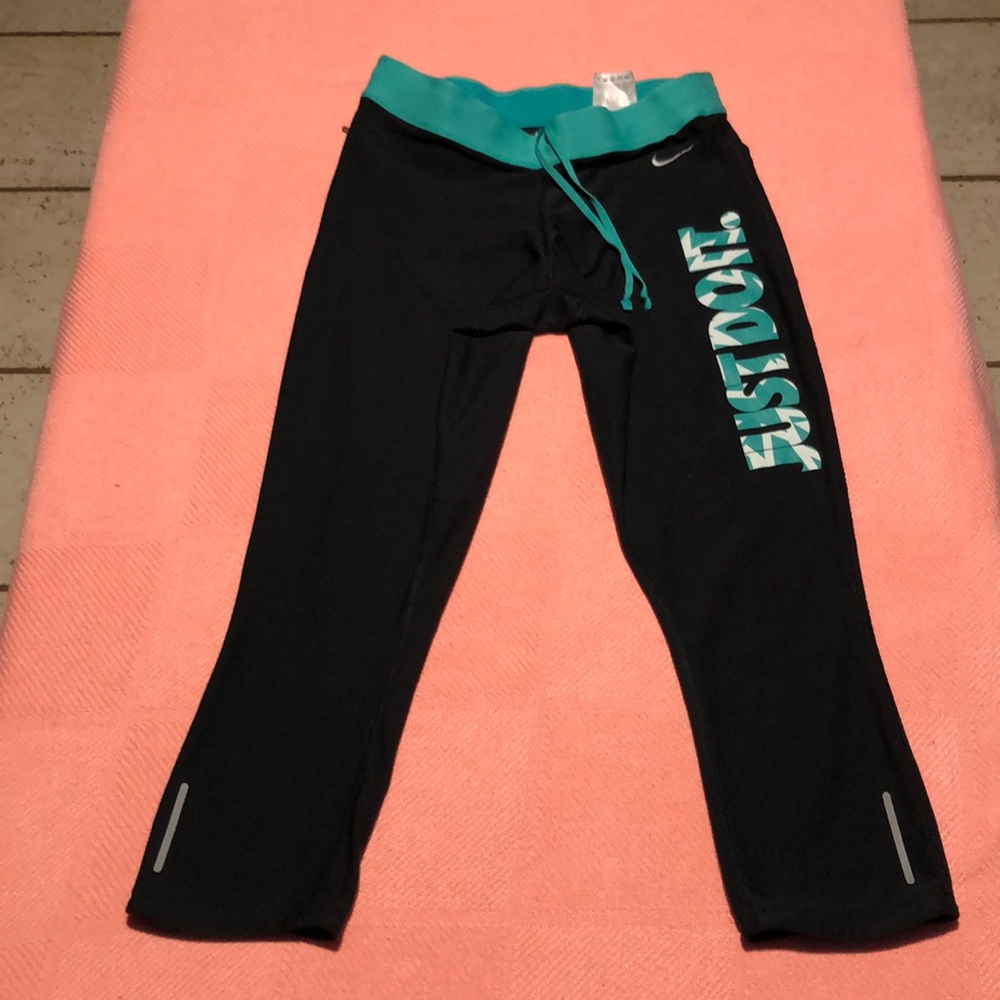 ⬇️⭐️ Women’s Nike Just Do It Leggings
